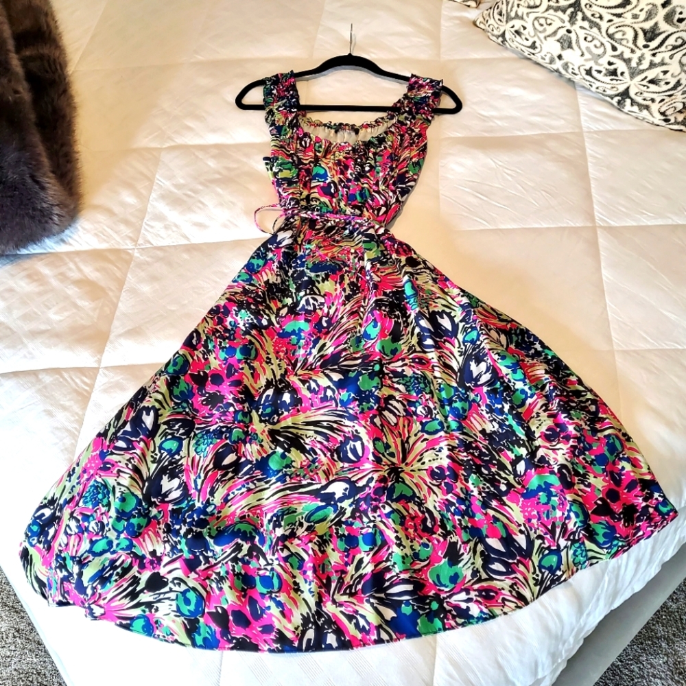 Tahari Sleeveless Dress